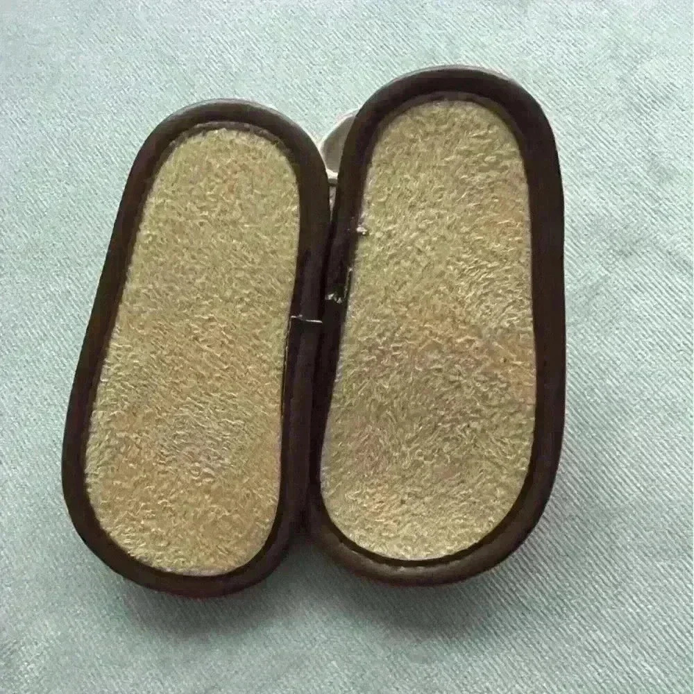 NWOT HB 6-12 months (SZ 3) baby shoes/sandals - Picture 2 of 6